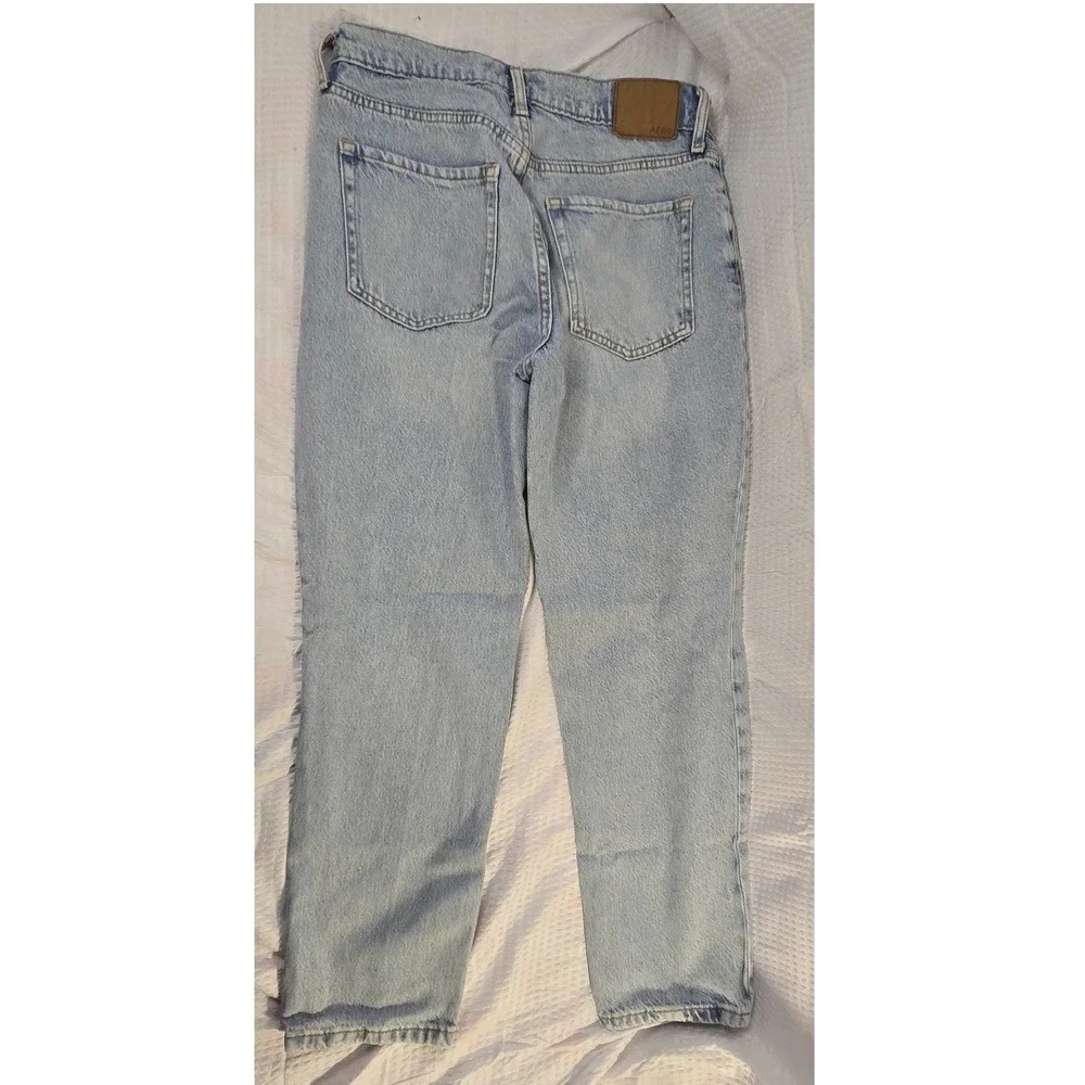 Aeropostale Mom‎ Jeans Womens 4 Light Wash Distressed High Waisted Denim Blue